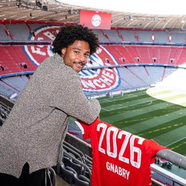 1658015108767029376.jpg genabuli.jpg